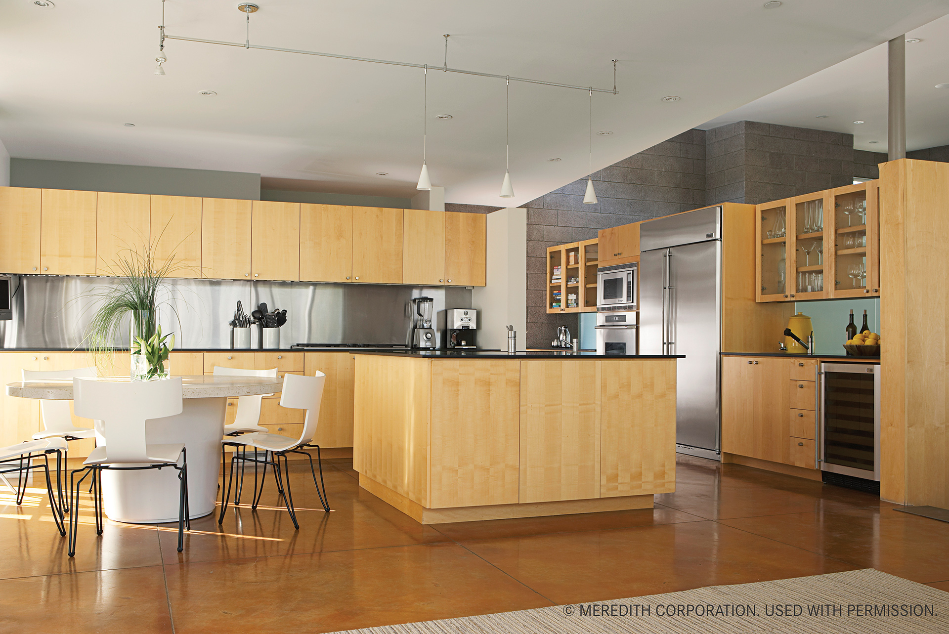 BHGRE_kitchen8